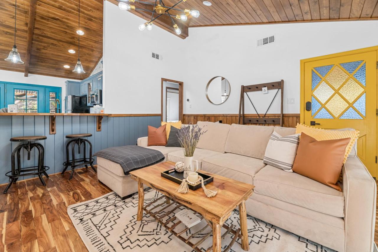 Yellow Pine Lodge - Charming Cottage Style Cabin With Peak-A-Boo Lake And Mountain Views Big Bear Lake Bagian luar foto