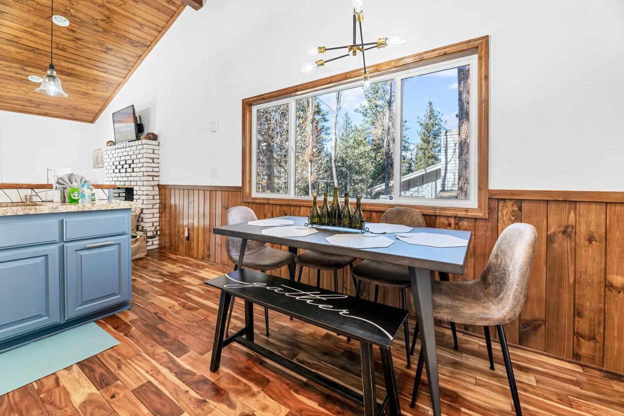 Yellow Pine Lodge - Charming Cottage Style Cabin With Peak-A-Boo Lake And Mountain Views Big Bear Lake Bagian luar foto